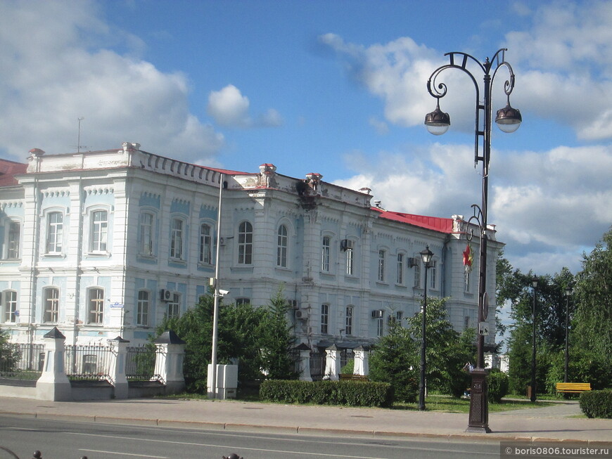 Пешком по Тюмени — от драмтеатра до Моста Влюбленных