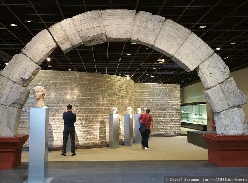 Римско-германский музей в Кельне