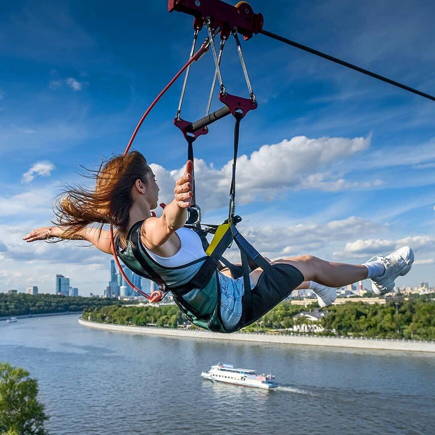 Аттракцион Zipline в Skypark Москва