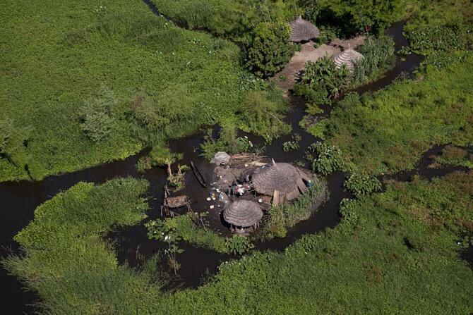 Болотные жители: поселения нилотов на самом крупном болоте Африки