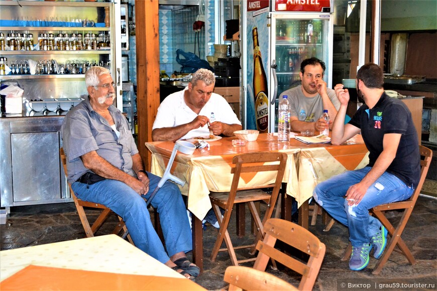 Пробуем подлинно греческую кухню в дебрях острова