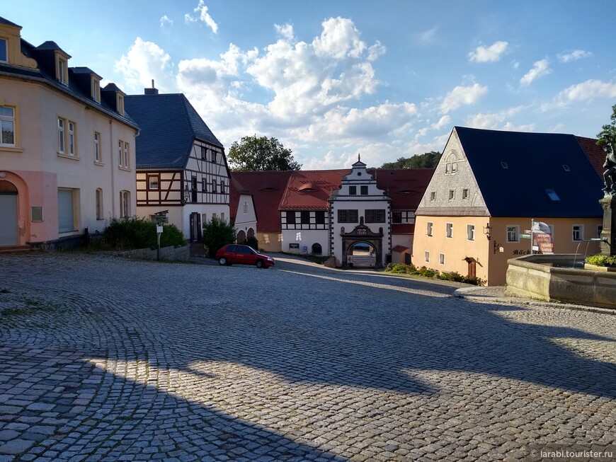 Саксония: Из Гайзинга в город и замок Лауэнштaйн