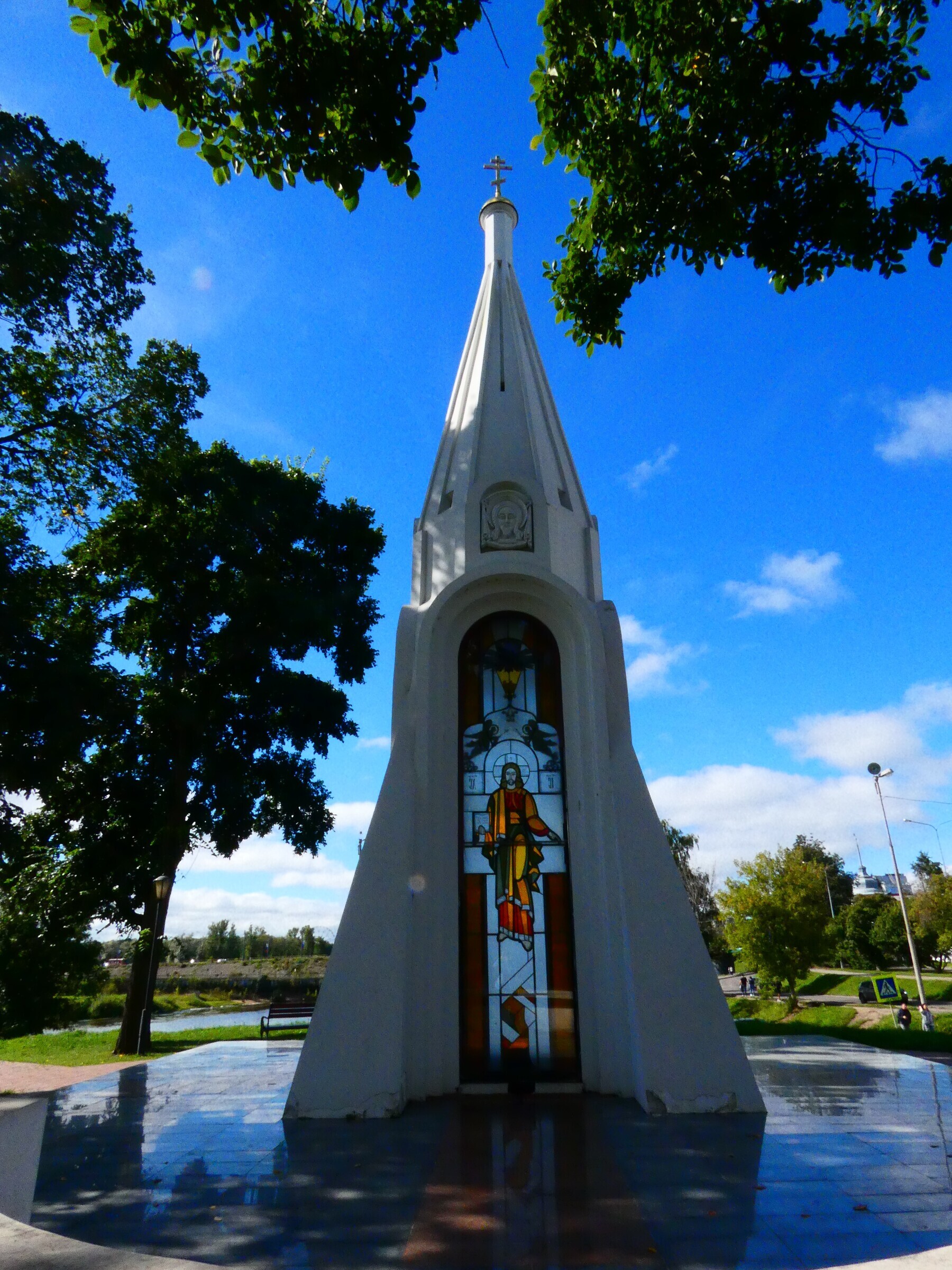 Лисичанск часовня Обелиск
