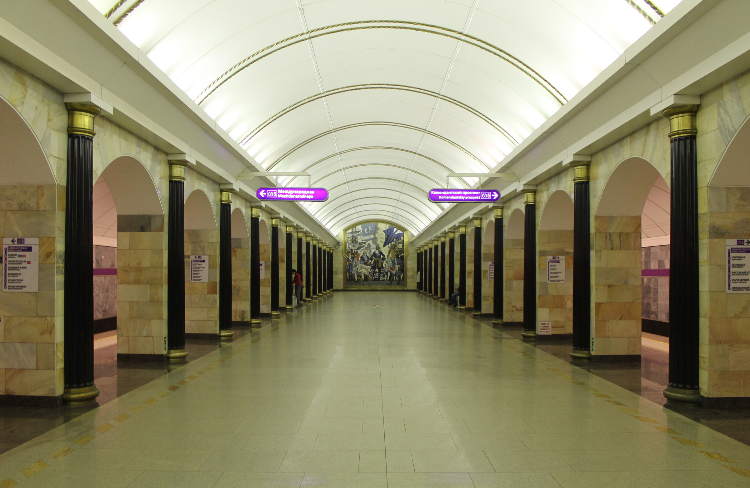 Фрунзенско-Приморская линия станция Адмиралтейская