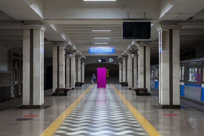 Метро суконная слобода казань