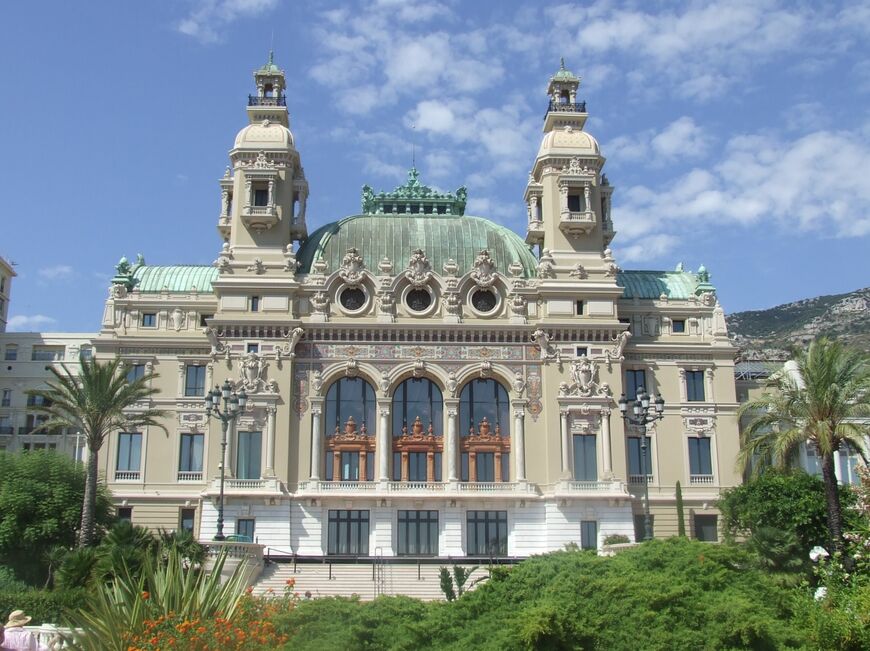 Здание оперного театра Монте-Карло