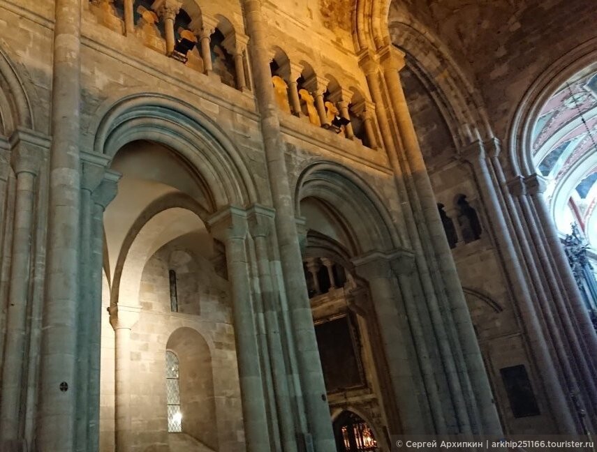 Средневековый кафедральный собор Лиссабона