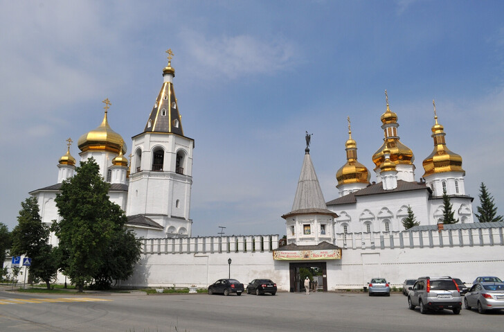 Свято-Троицкий мужской монастырь