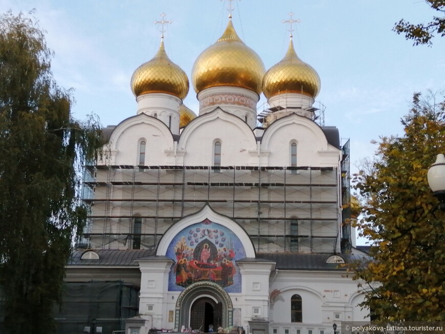 Медвежий угол, Рубленый город, Стрелка