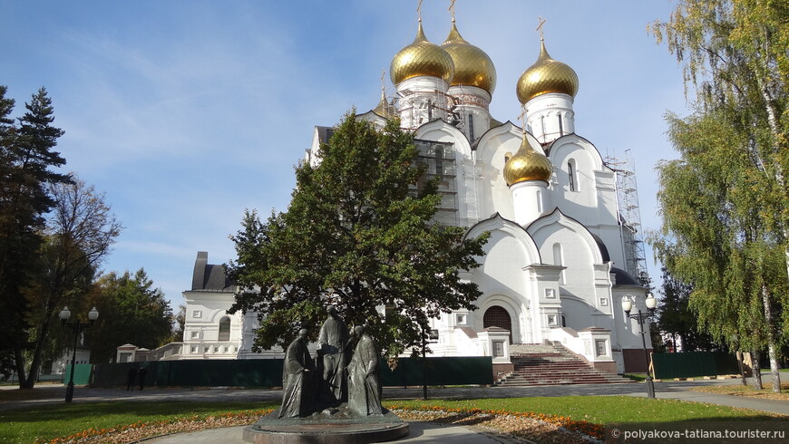 Медвежий угол, Рубленый город, Стрелка