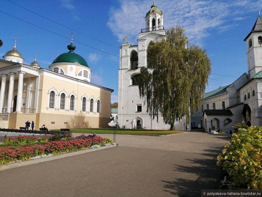 Церковь Ярославских Чудотворцев и Звонница