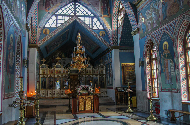 Церковь всех крымских святых и Феодора Стратилата