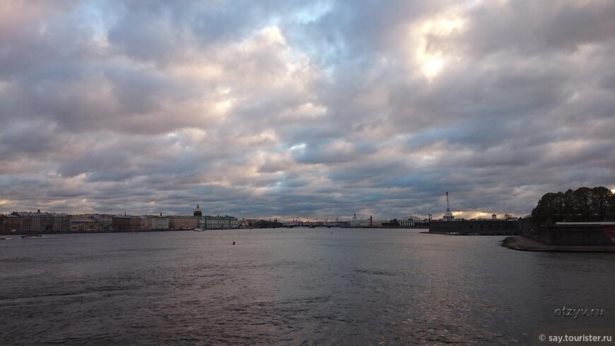 Санкт-Петербург. Самый красивый в мире пешеходный маршрут. Классика. Берег правый