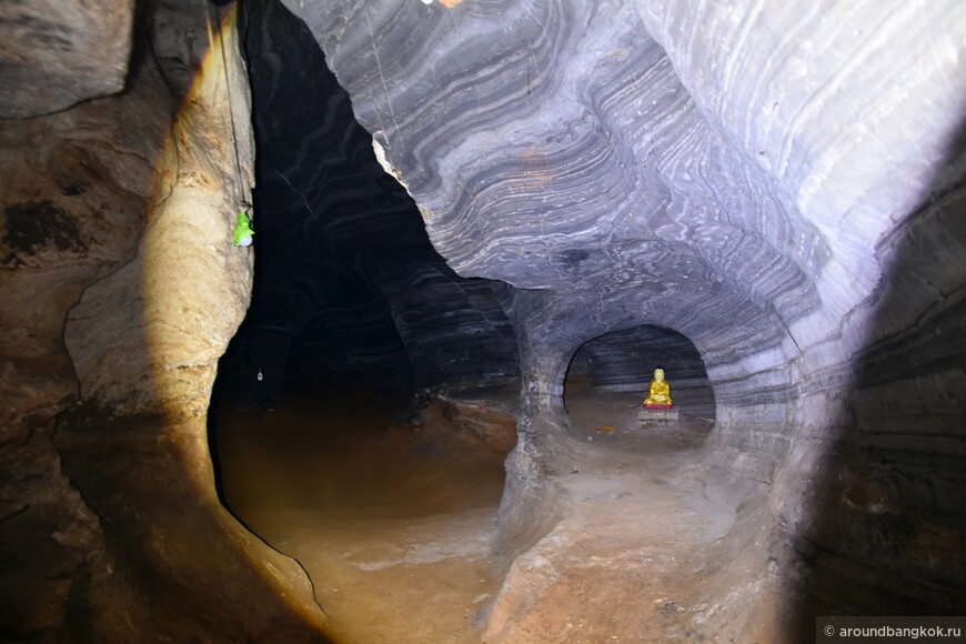 Синяя пещера в Таке