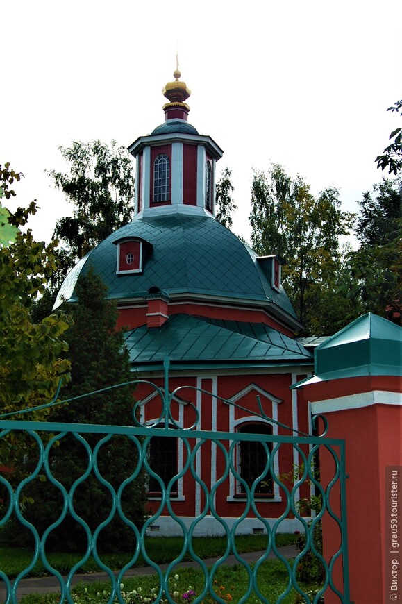 Храм Живоначальной Троицы в Воронцове 
