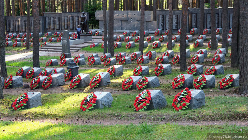 Военно-мемориальный комплекс на Сестрорецком кладбище