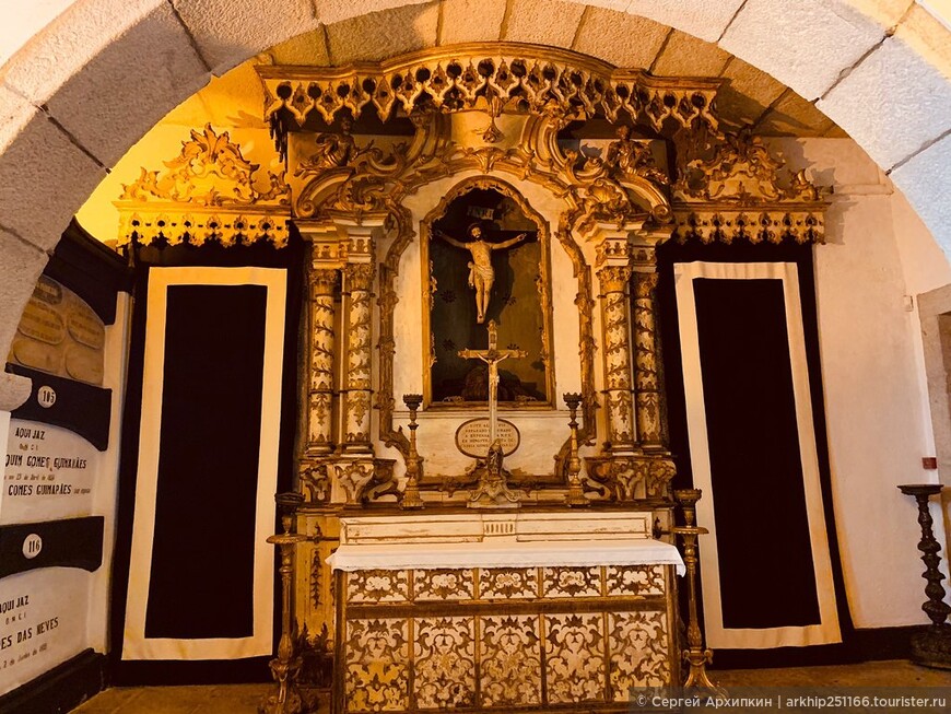 Собор Святого Франциска — золотая церковь Порту
