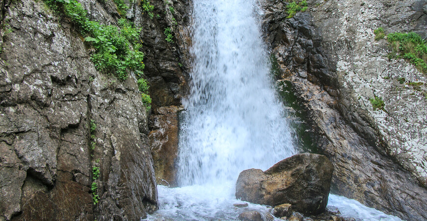 Водопад Шумка