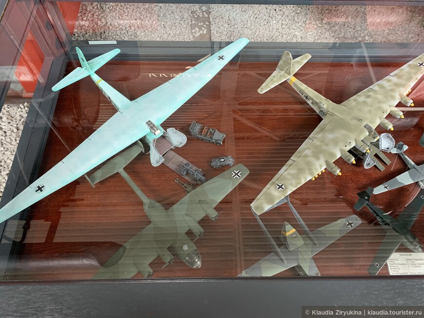 Технический музей — обитель самолетов, кораблей и автомобилей. Часть вторая