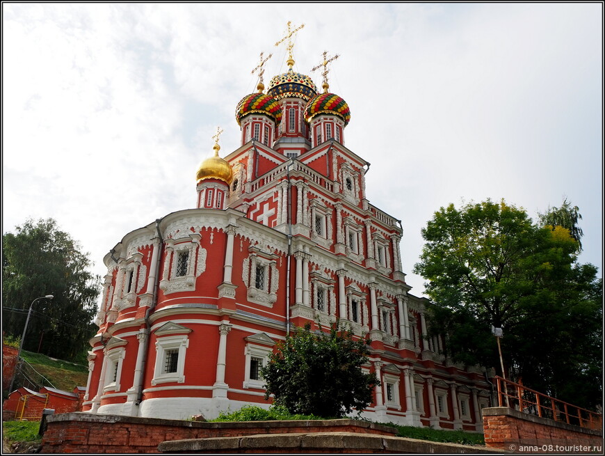 Рождественская (Строгановская) церковь в Нижнем Новгороде 