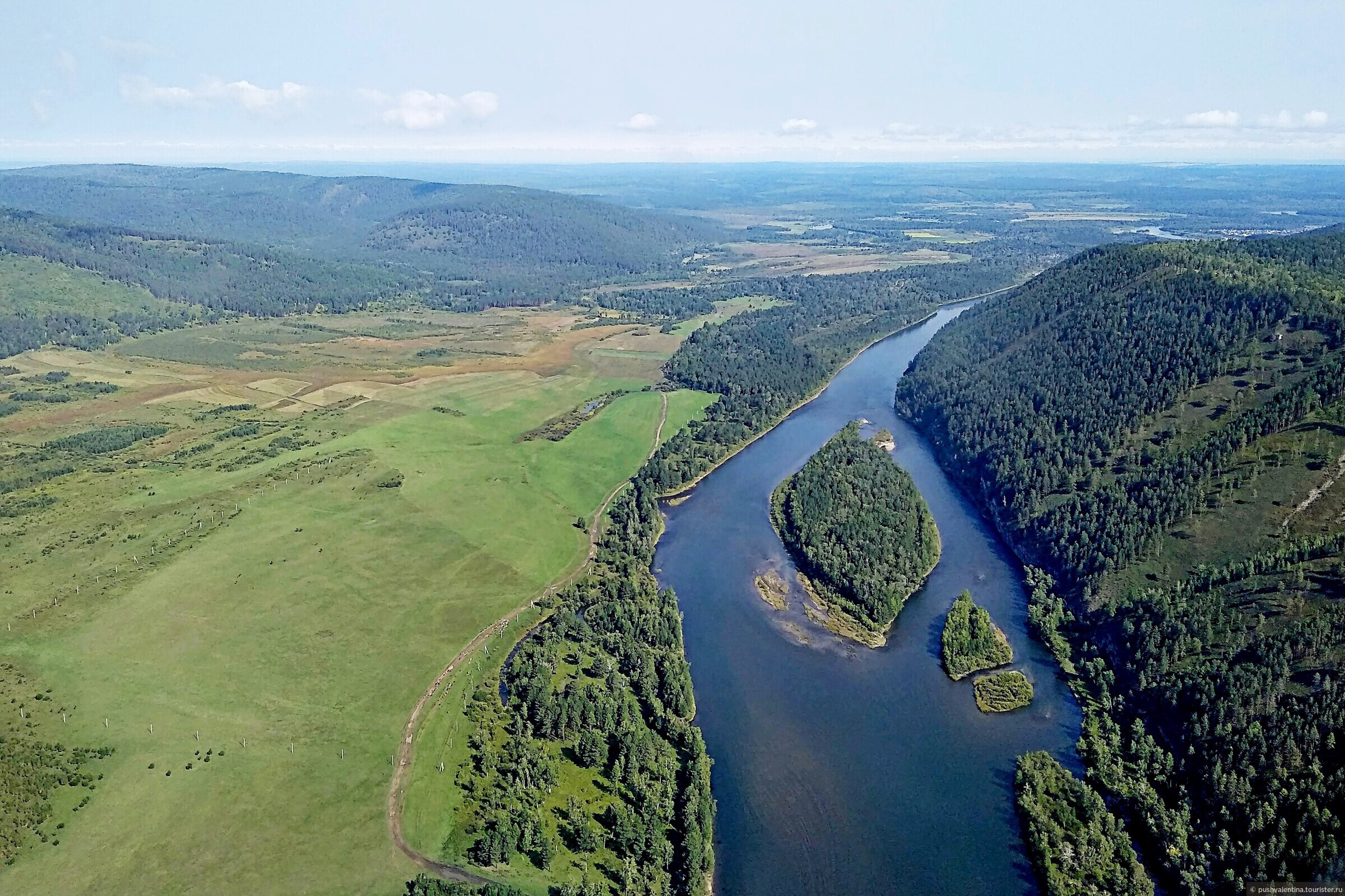 Назовите сибирские реки. Реки Сибири. Сибирские реки. Извилистая река в Сибири Новосибирск. Река Сибирка.