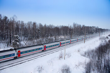 ФПК ввела спецтариф на билеты в поезда Москва — Владивосток