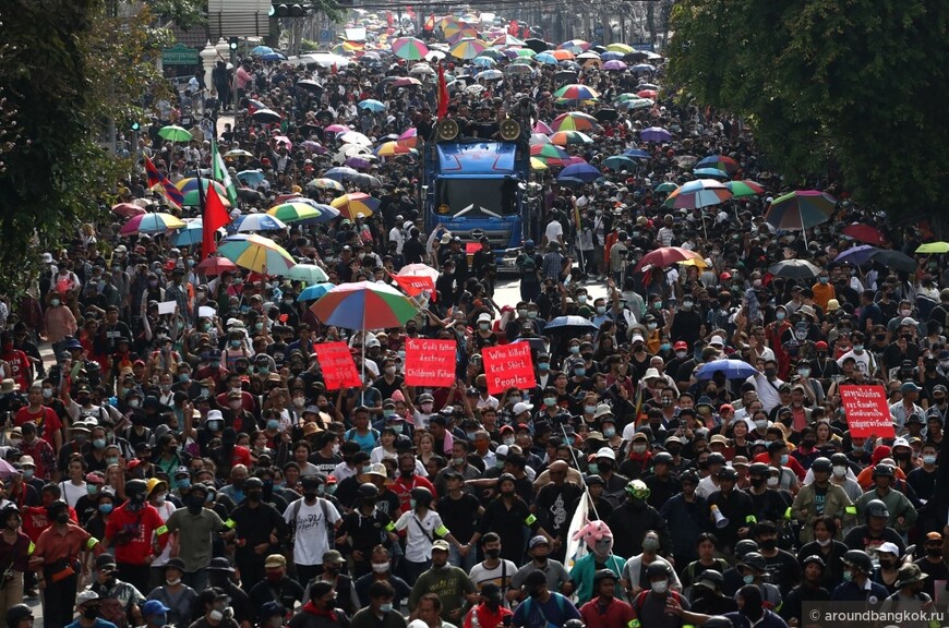 Протесты в Бангкоке в 2020