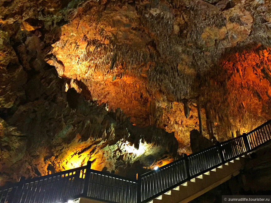 Необычная пещера Дамлаташ
