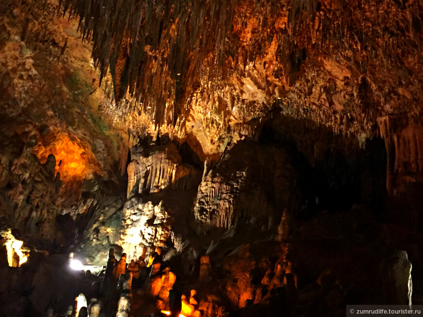 Необычная пещера Дамлаташ