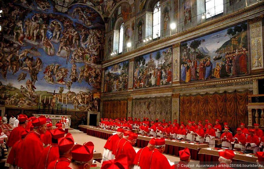 Сикстинская капелла в Ватикане — шедевр Микеладжело
