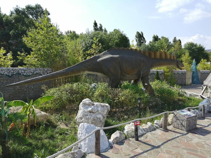 Парк «Планета Динозавров» в Архипо-Осиповке