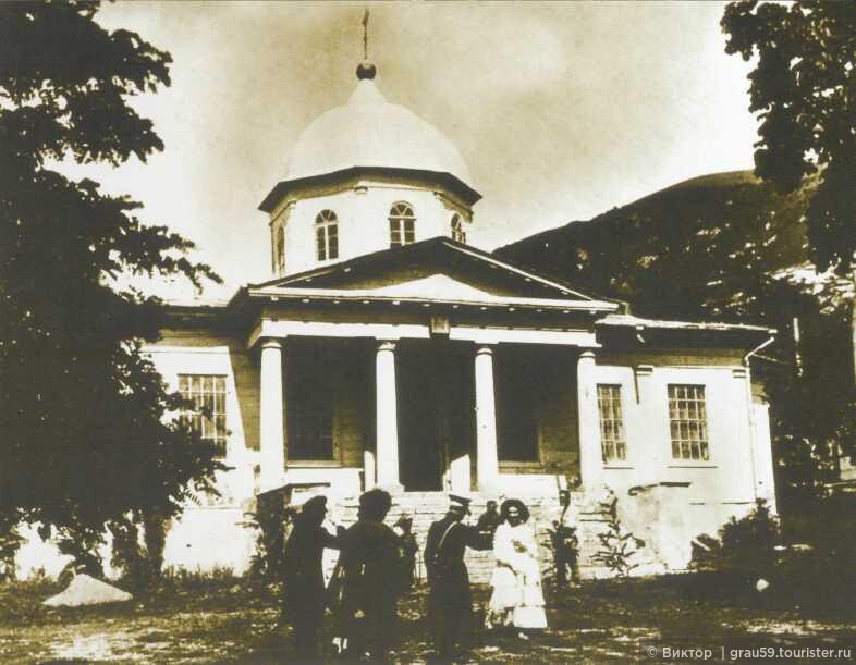 Здание Скорбященской церкви перед закрытием. Съёмки фильма «Княжна Мери» (лето 1926 г.).