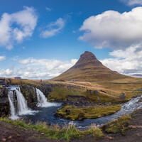 Гора Kirkjufell и водопад Grundarfjörður