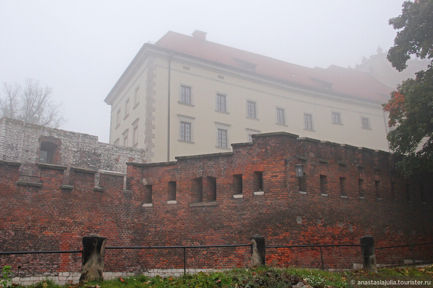 Столичный королевский город Краков. Пешком по туманному средневековью…