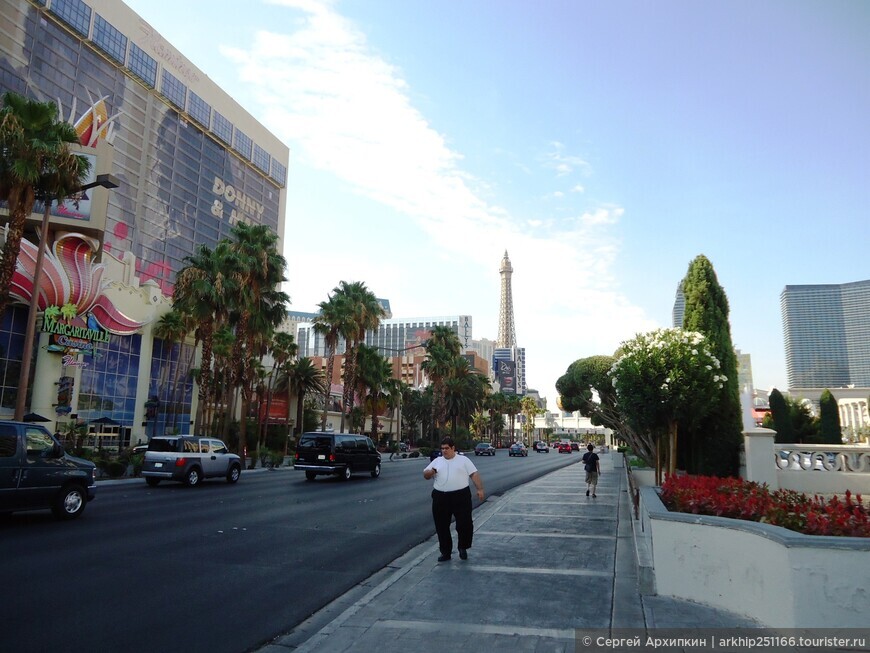 Эйфелева башня в Лас-Вегаса на бульваре Стрип