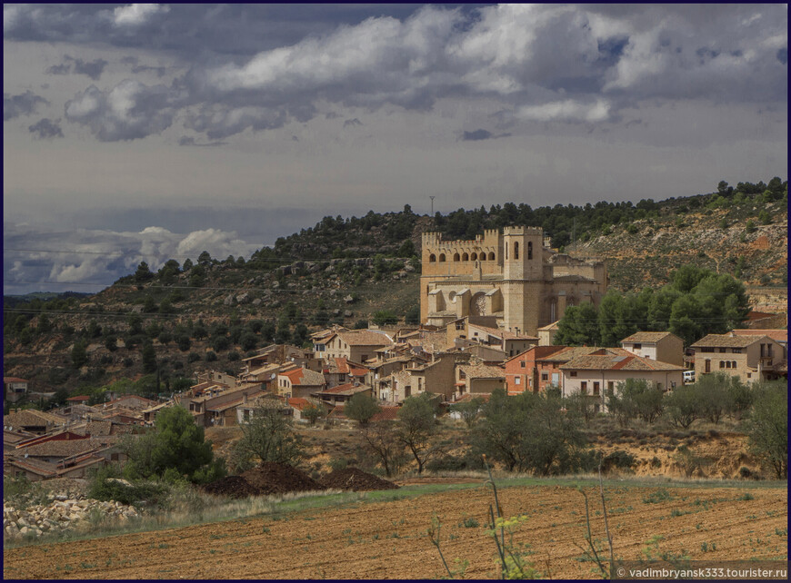 Самые красивые деревни и городки Испании. Морелья, Вальдерробрес и источники La Fontcalda