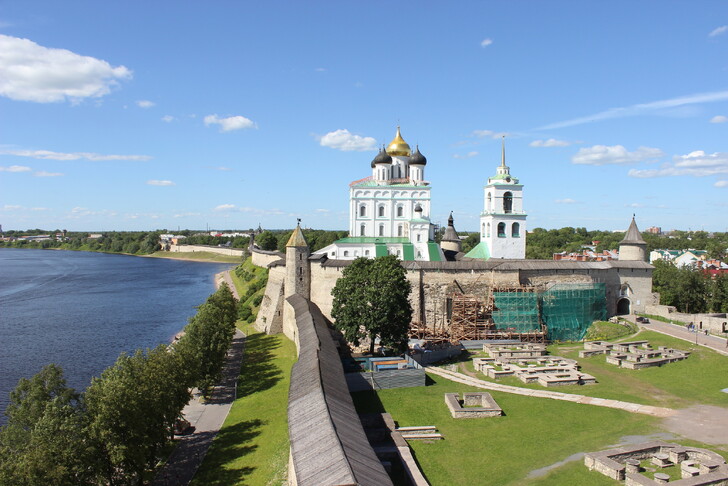 Вид со смотровой на Власьевской башне