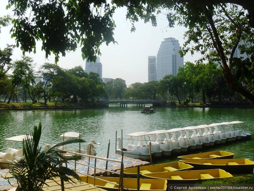 Парк Люмпини — тропический сад в центре Бангкока