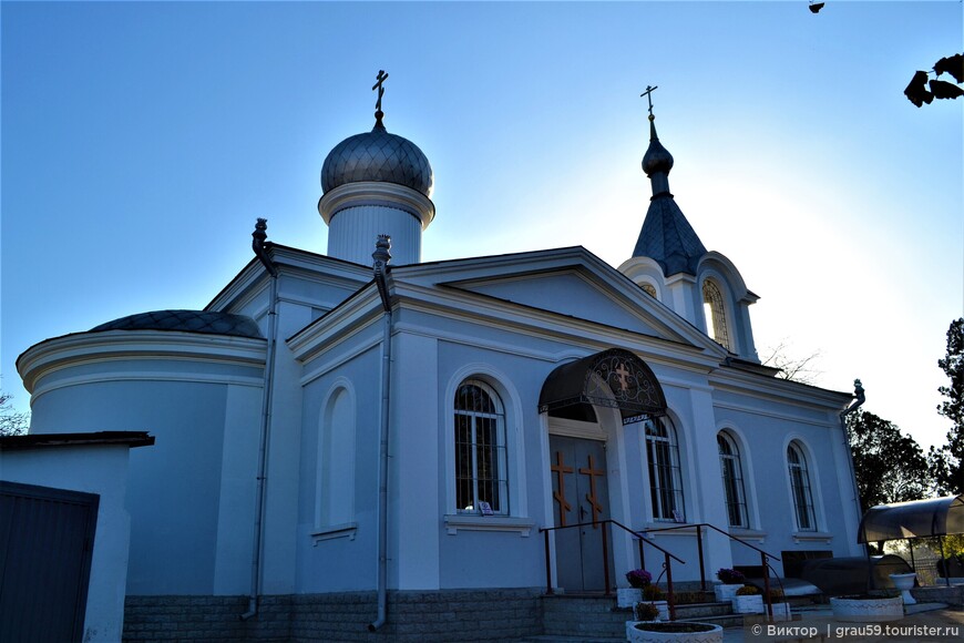 Единственная церковь столицы Крыма, не закрытая в советское время