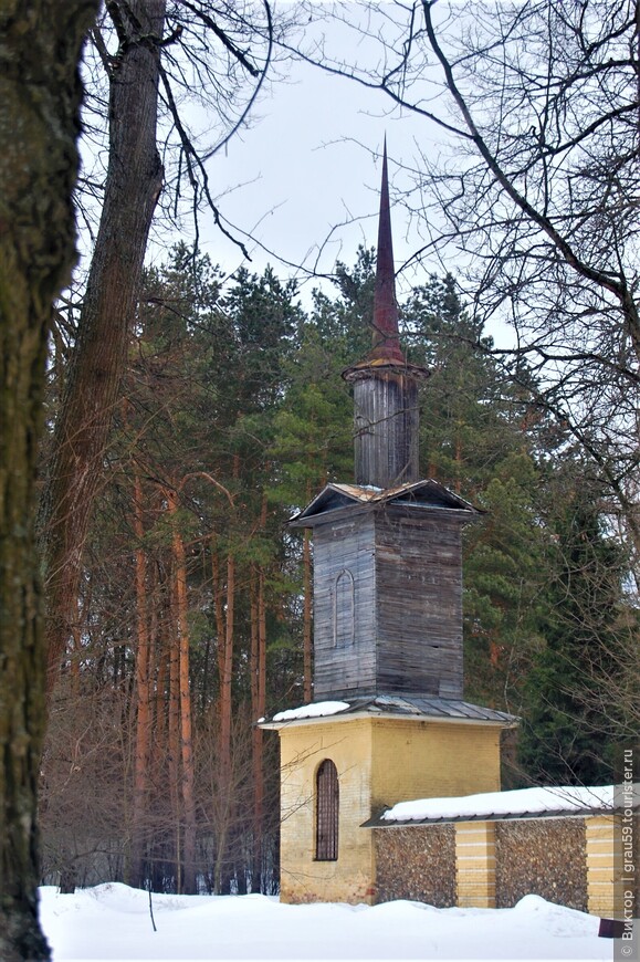 Храм, давший название усадьбе Архангельское