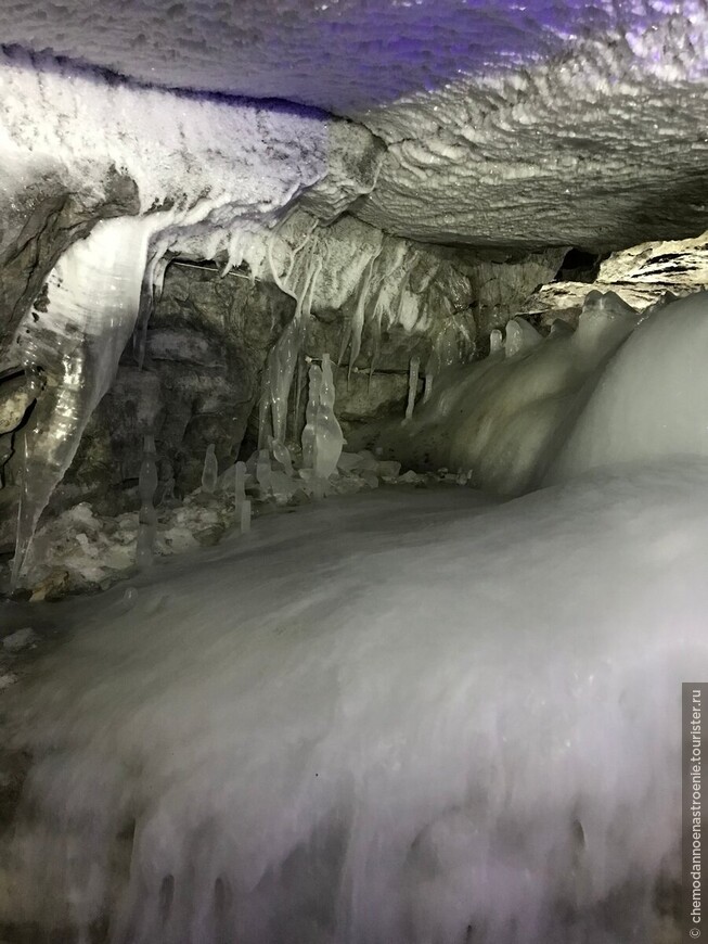 Ледник в глубине Кунгурской пещеры