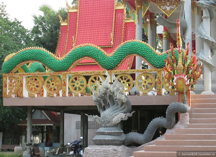 Амнат Чароен — город на востоке Таиланда, который редко посещают туристы