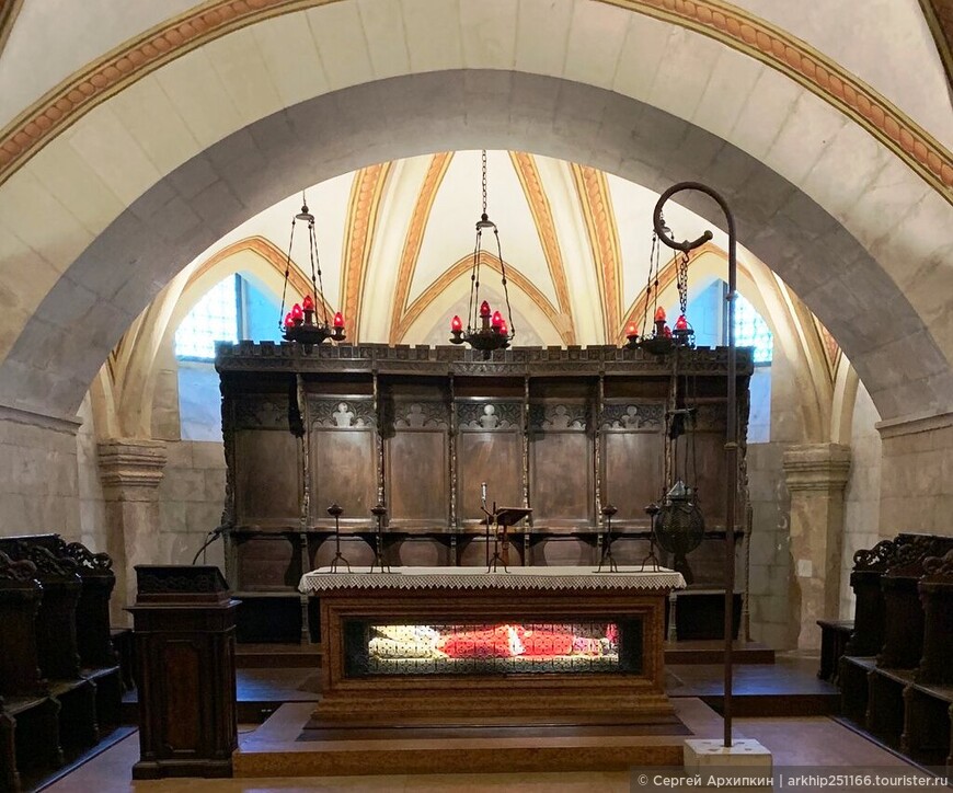 Средневековая церковь Сан-Дзено — шедевр романской архитектуры в Вероне
