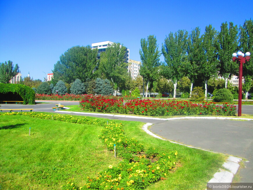 Приятный парк в центре города