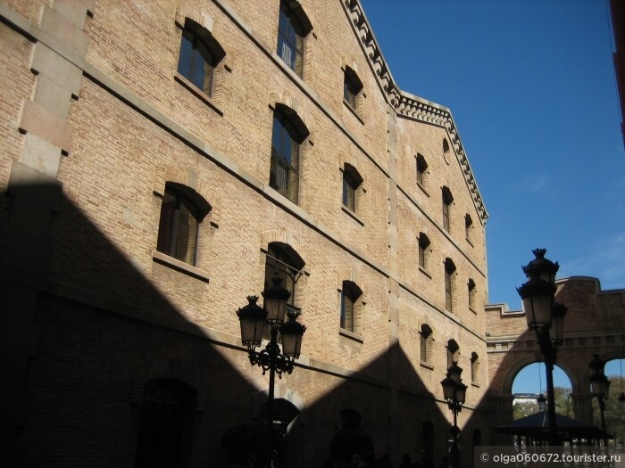 Здание музея Каталонии