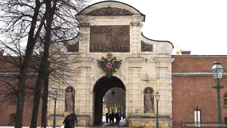 Петровские ворота
