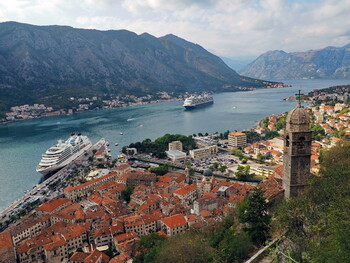 Власти Черногории: к лету страна будет безопасной для туристов 