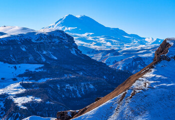 Курорт «Эльбрус» вновь закрылся из-за снегопада