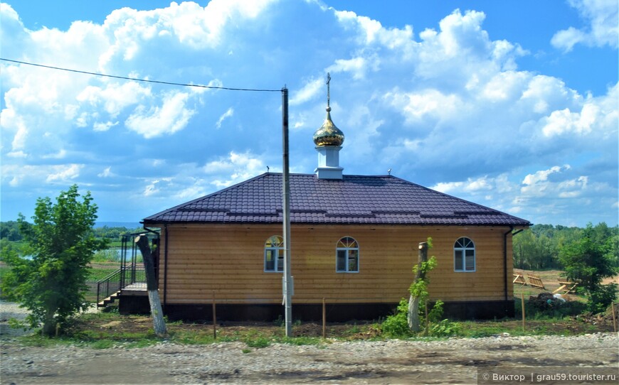 Это совсем не Трептов-парк или Дождливый август несчастливого года