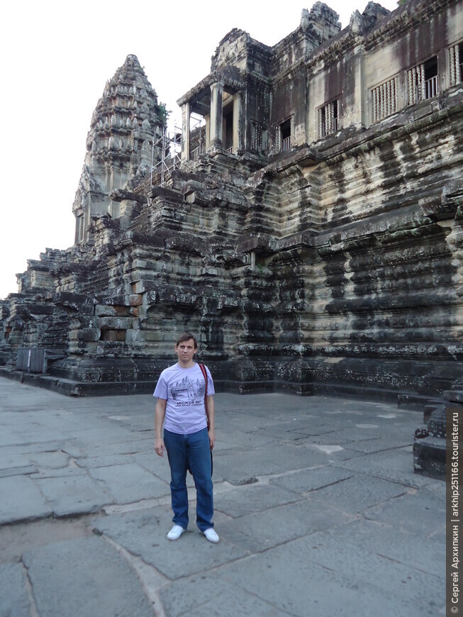 Ангкор-Ват — шедевр древних кхмеров и самый большой храмовый комплекс в Мире
